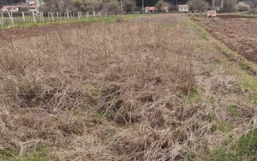 POLJOPRIVREDNO ZEMLЈIŠTE – 300m od restorana Ognjište